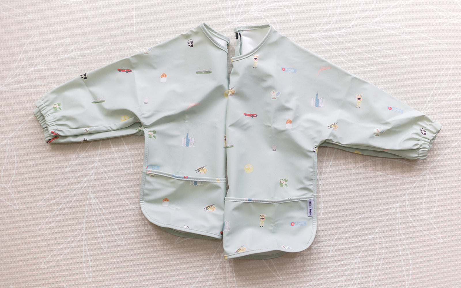 Waterproof Sleeved Bib - Hong Kong City
