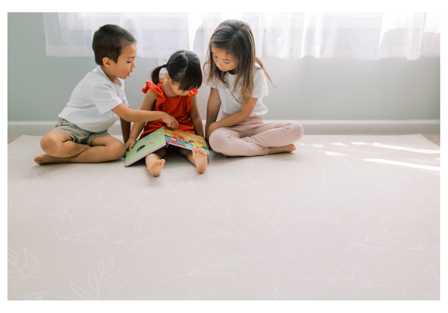 Boho Blue And Beige Leaf Reversible Playmat