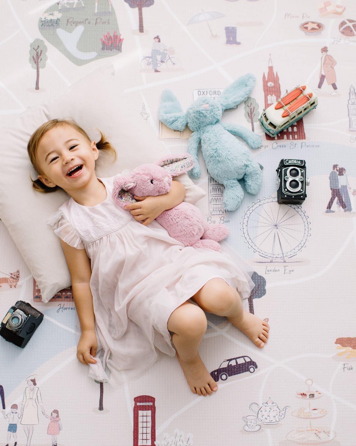 It’s London, Baby!’ Playmat Gift Set with Premium Reversible Playmat | Waterproof Sleeved Bib & Silicone Teether Set