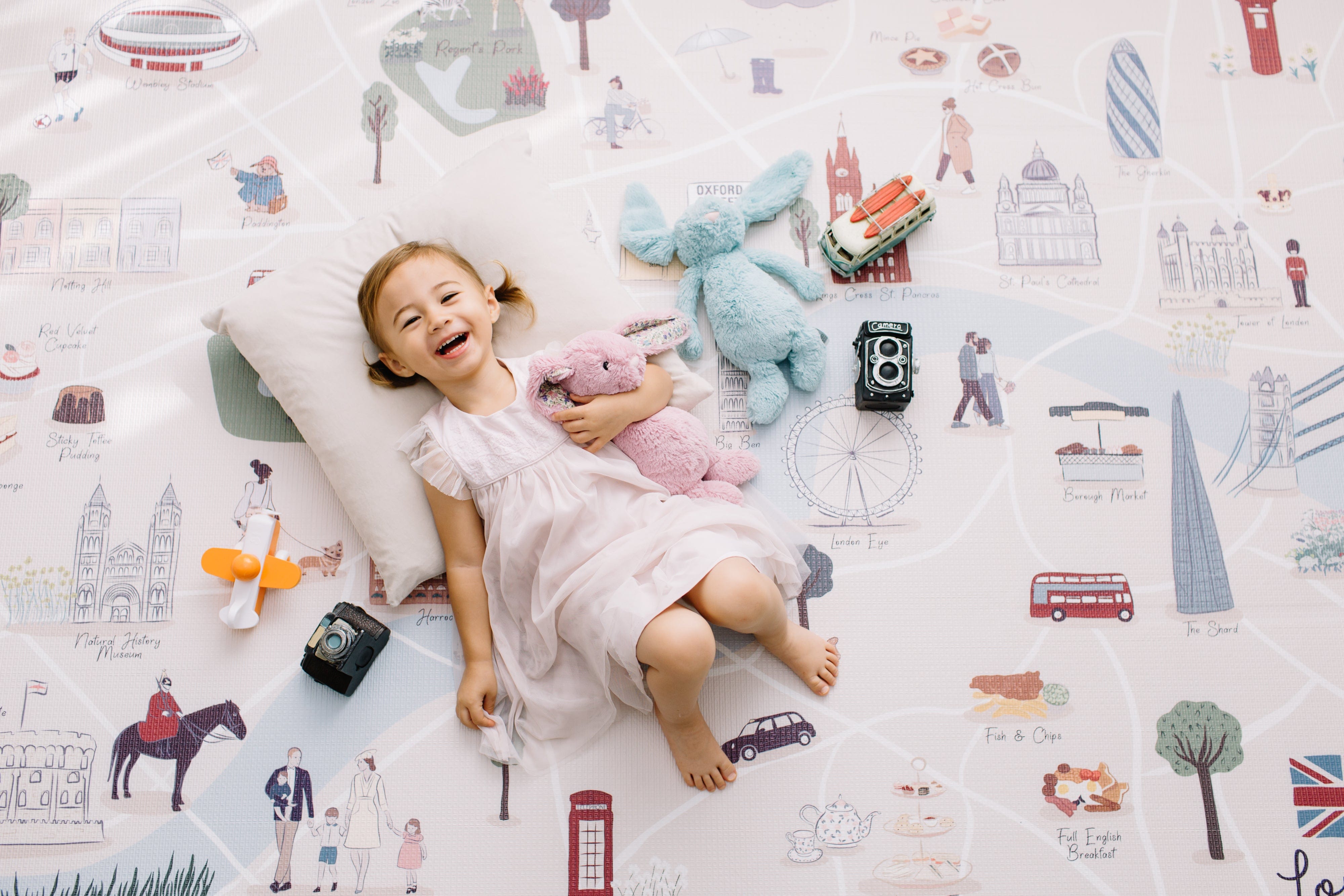 ‘It’s London, Baby!’ Playmat Gift Set